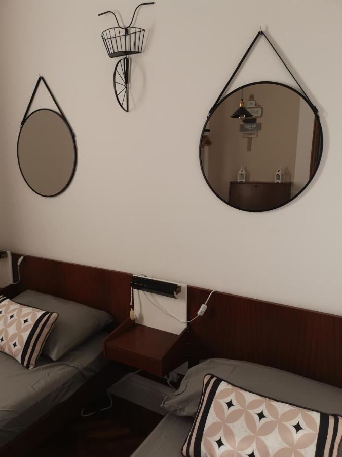Villa Flora Affittacamere Luni Екстериор снимка